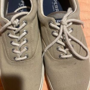 Like new mens sperry’s only wore a few times